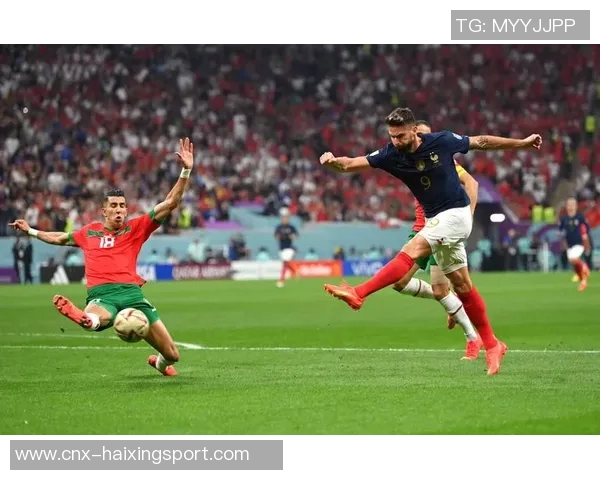 足球第一中锋的传奇之路与现代足球的演变探讨